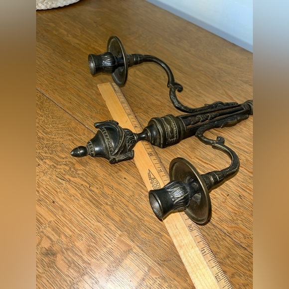 VINTAGE BRASS WALL CANDLE HOLDER – DOUBLE ARM - Picture 8 of 15